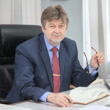 Директор центра И.Бутиков