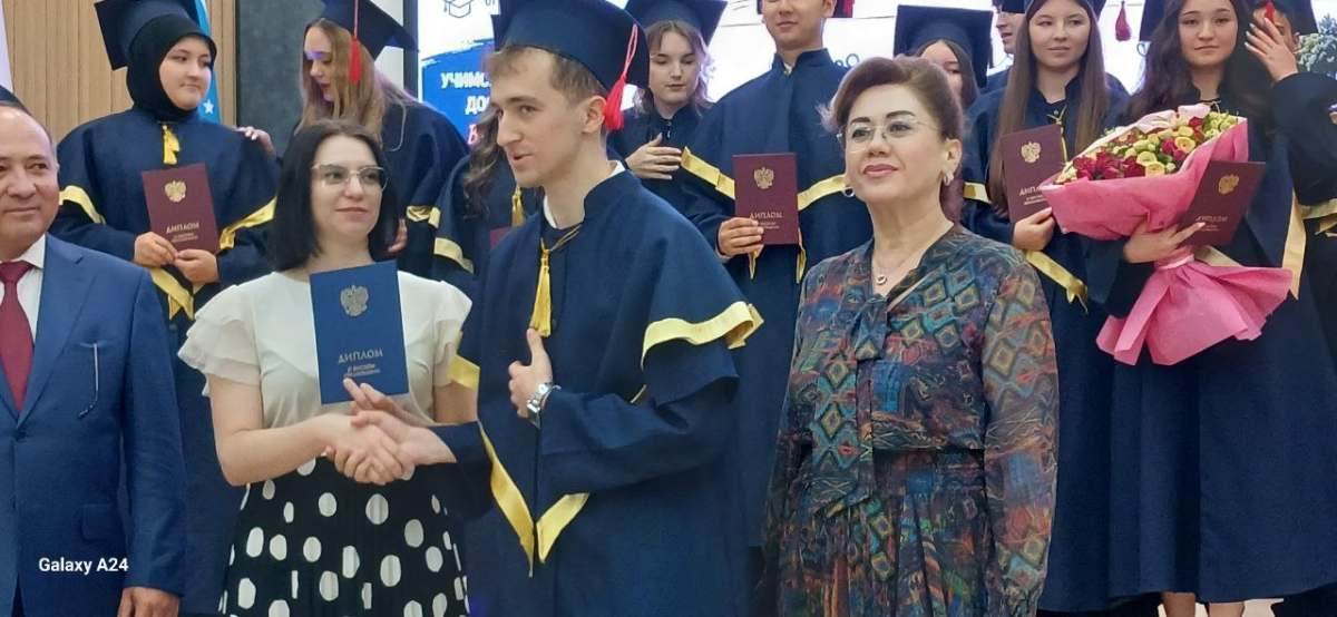 G.V. Plexanov nomidagi Rossiya iqtisodiyot universiteti bitiruvchilariga diplomlar topshirish marosimi