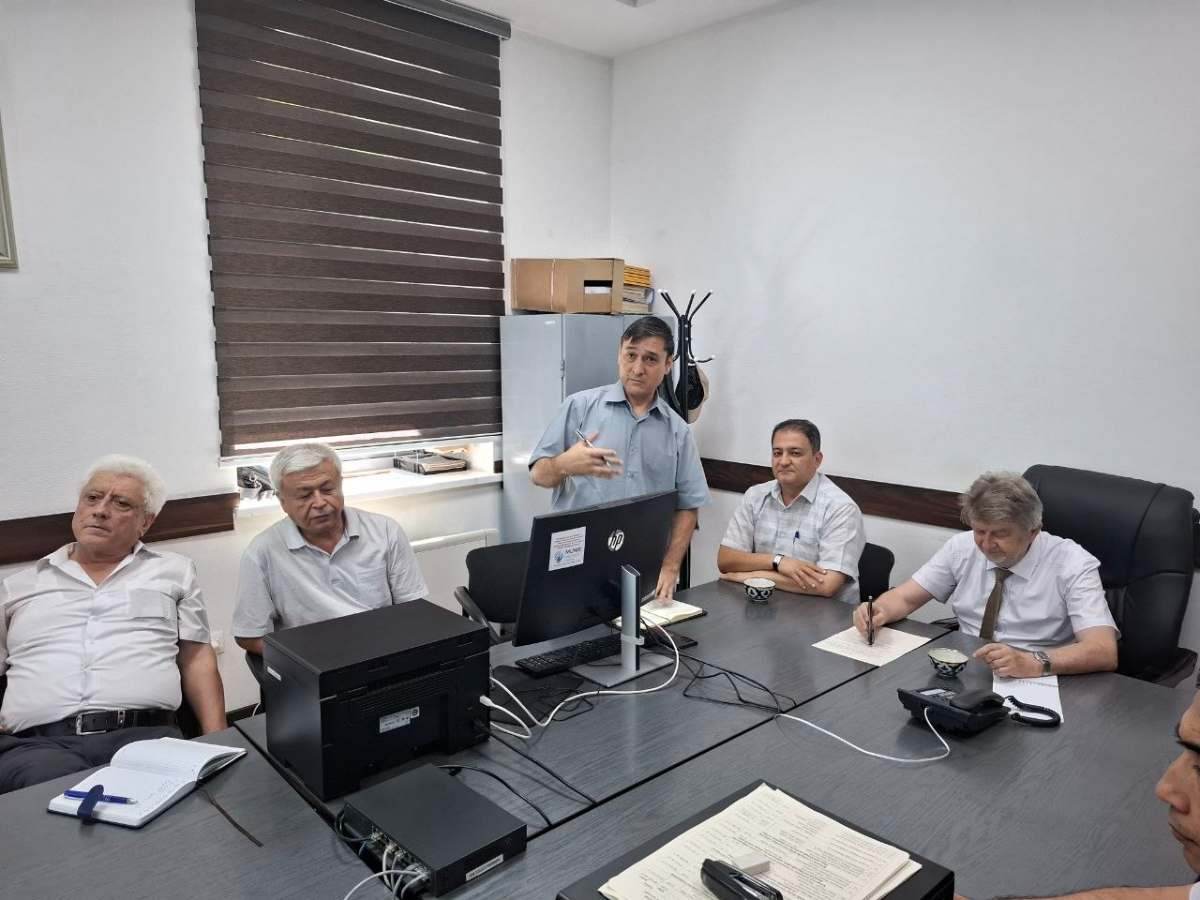 Tadqiqotlar markazida Mulkchilik va bozor munosabatlarini rivojlantirishni tahlil qilish hamda modellashtirish ilmiy laboratoriyasining navbatdagi yig‘ilishi bo‘lib o‘tdi